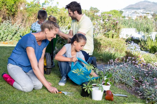 Operative measuring garden waste volume for a free quote